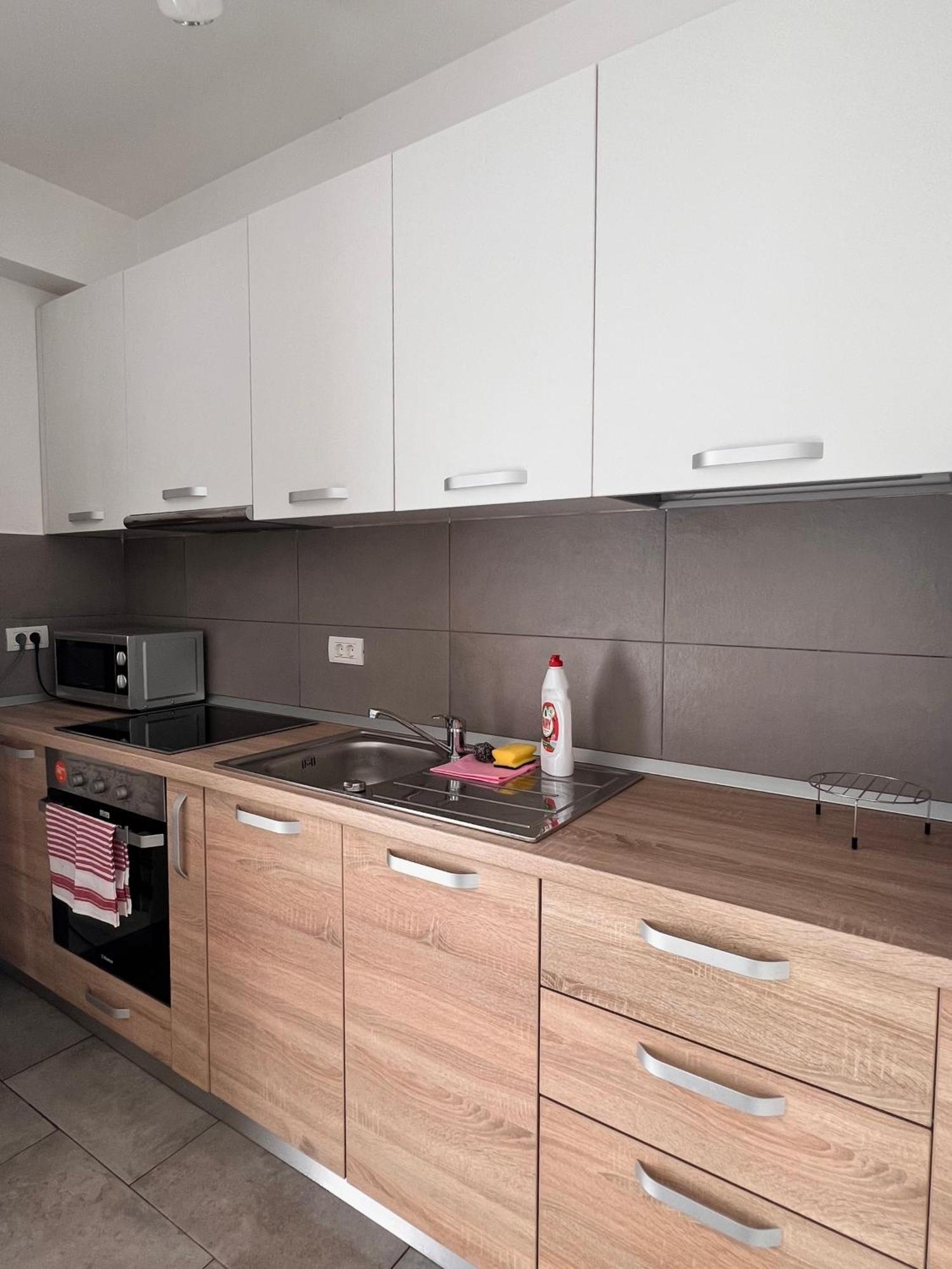 Apartament Madeira Daire Oradea Dış mekan fotoğraf