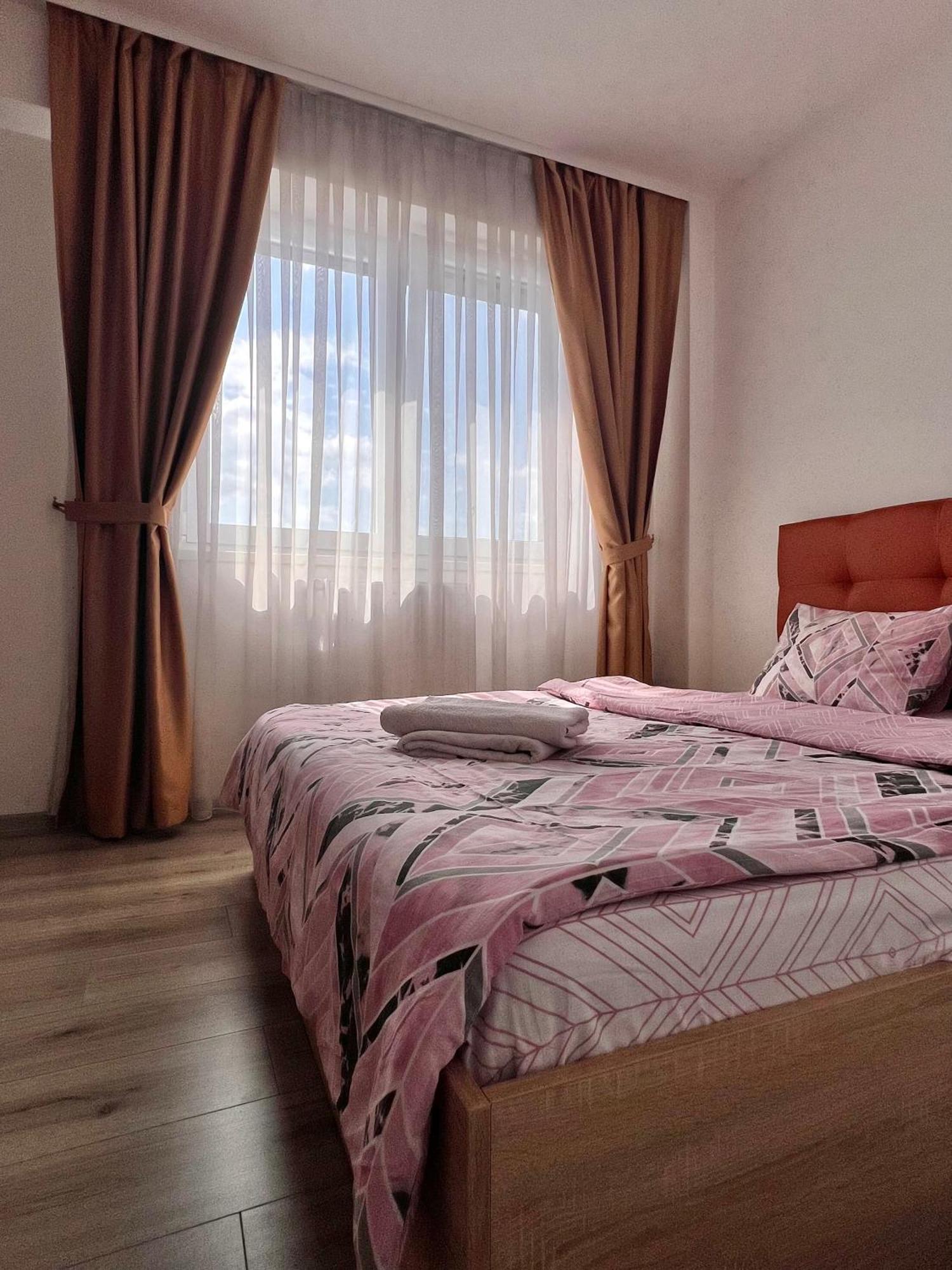 Apartament Madeira Daire Oradea Dış mekan fotoğraf